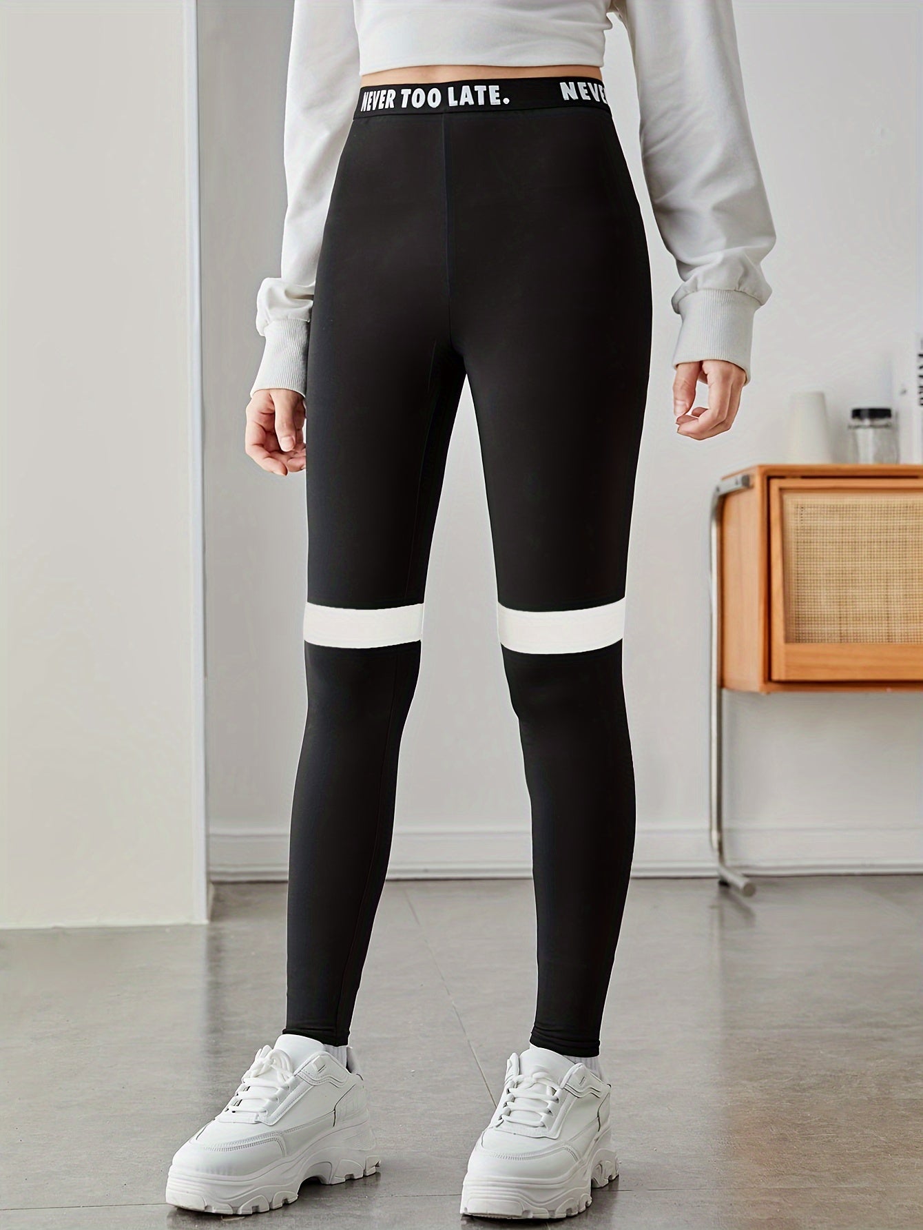 Girls' High-Waisted Tight-Fitting Leggings - Full-Length Yoga Pants with White 'LOVE' Lettering & Heart Print, Opaque Workout Tights for, Gym, Dance, - Machine Washable Slim-Fit Athletic Wear (Black), Perfect for Outdoor