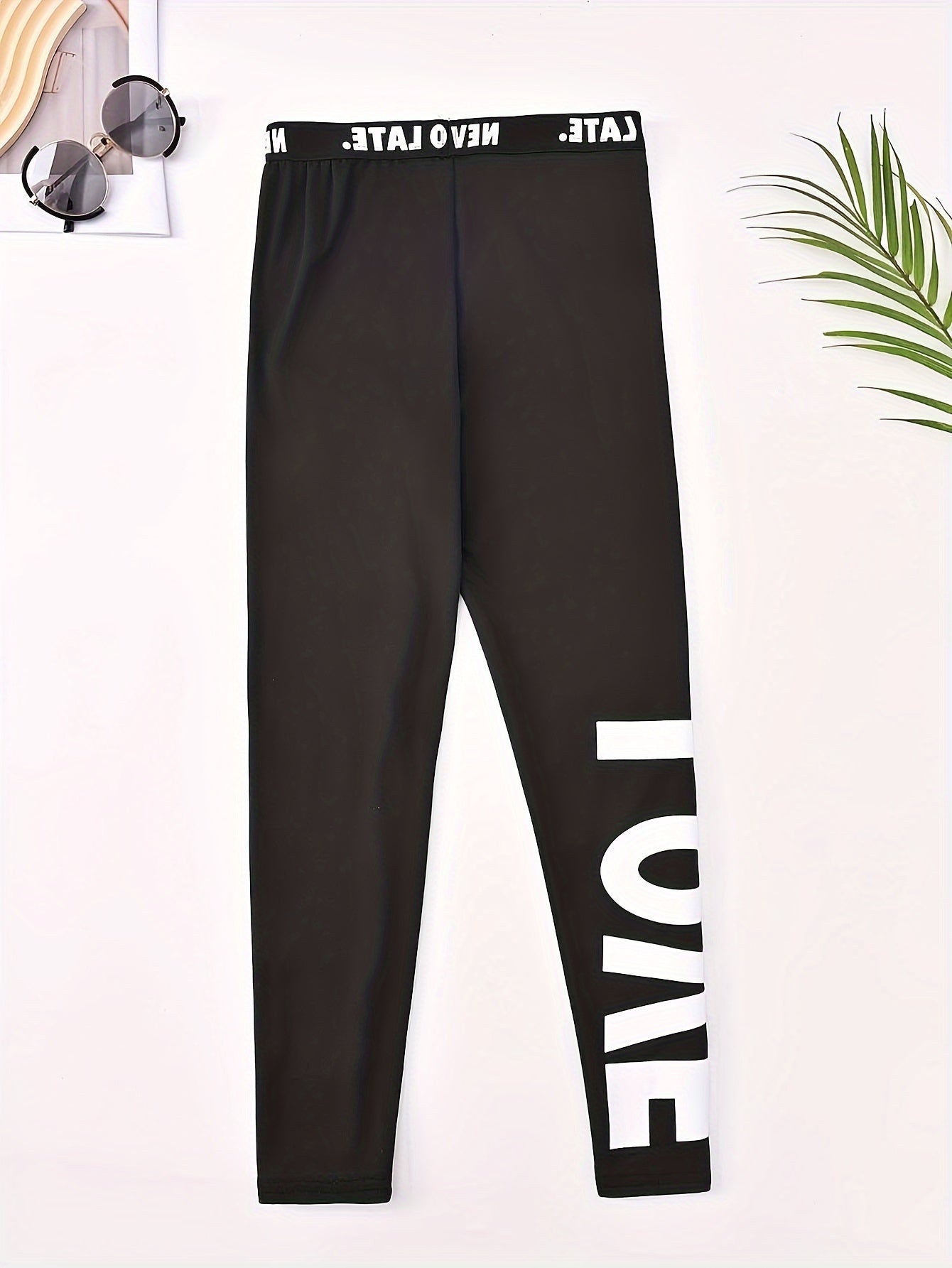 Girls' High-Waisted Tight-Fitting Leggings - Full-Length Yoga Pants with White 'LOVE' Lettering & Heart Print, Opaque Workout Tights for, Gym, Dance, - Machine Washable Slim-Fit Athletic Wear (Black), Perfect for Outdoor